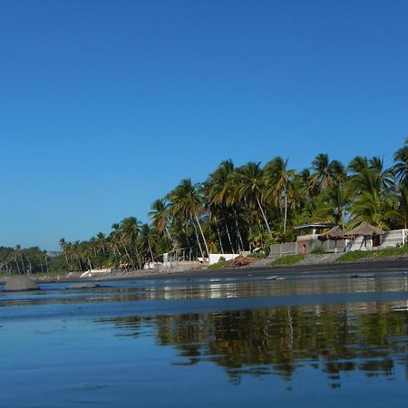 Punta Roca Surf Resort ラ・リベルタード エクステリア 写真